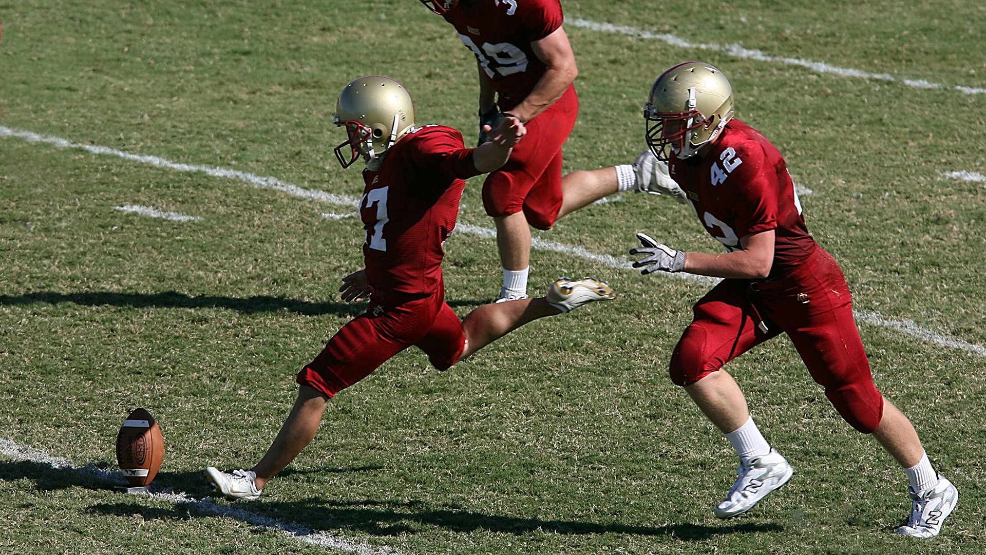 荷兰连胜波黑，小组出线前景看好，荷兰vs波黑历史战绩