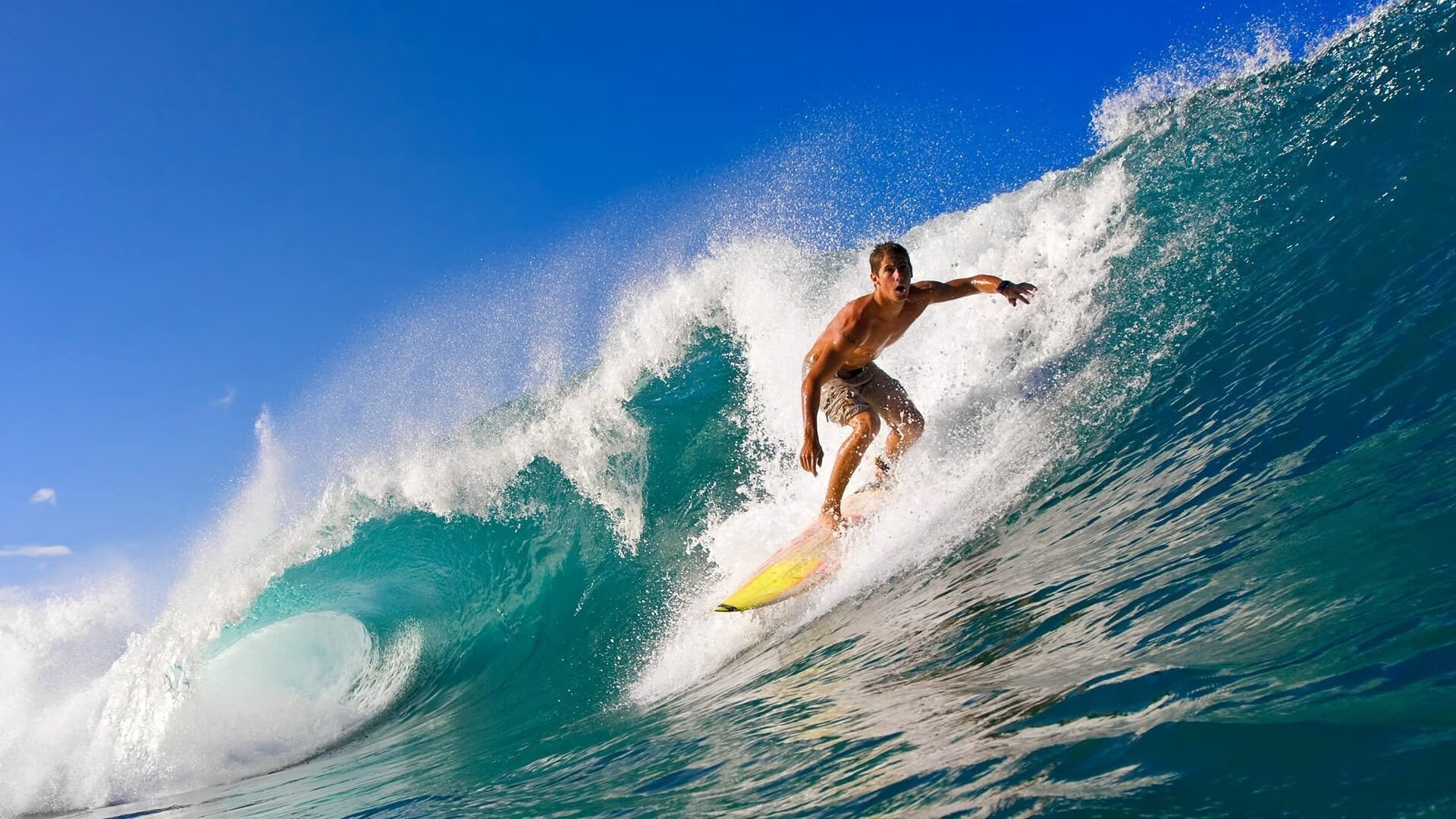 西班牙男足在欧洲杯小组赛中三战全胜晋级,西班牙 男足